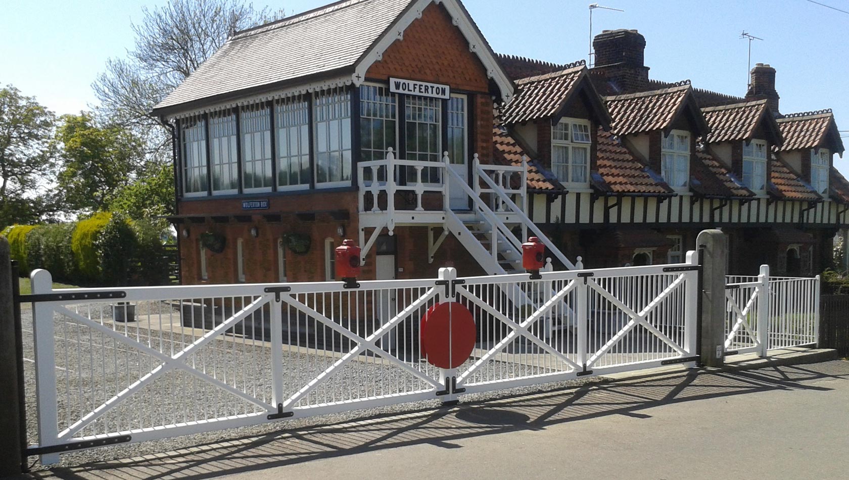 Bespoke timber gates Yorkshire